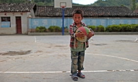 China struggles with mental health problems of 'left-behind' children